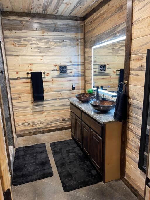 The Big Tex Luxury Cabin Is Epic Broken Bow Luaran gambar