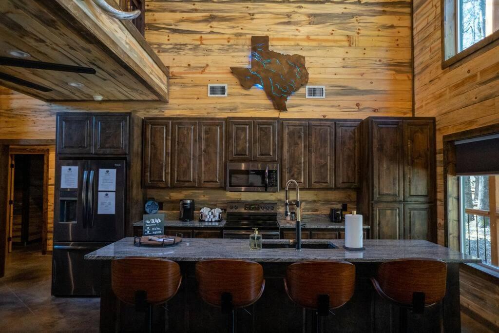 The Big Tex Luxury Cabin Is Epic Broken Bow Luaran gambar