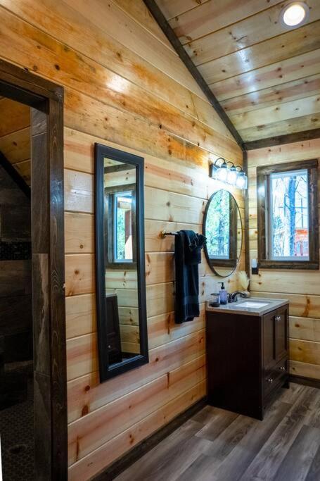The Big Tex Luxury Cabin Is Epic Broken Bow Luaran gambar