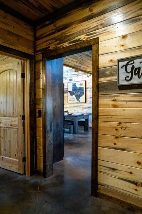 The Big Tex Luxury Cabin Is Epic Broken Bow Luaran gambar