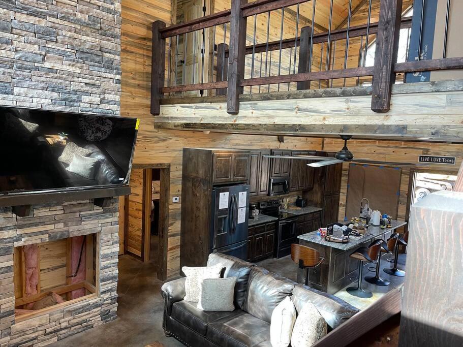 The Big Tex Luxury Cabin Is Epic Broken Bow Luaran gambar