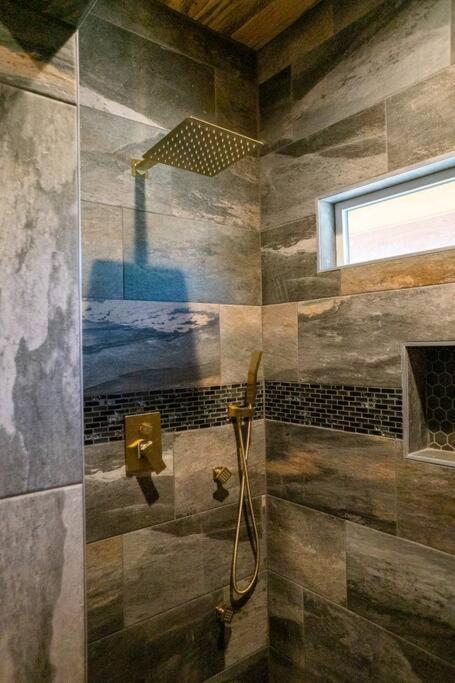 The Big Tex Luxury Cabin Is Epic Broken Bow Luaran gambar